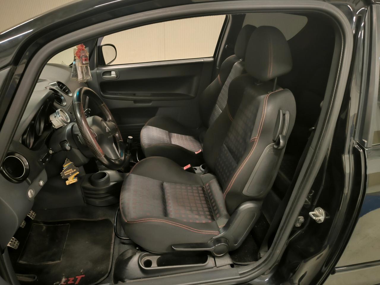 Mitsubishi Colt 1.5 16V turbo 3p. CZT