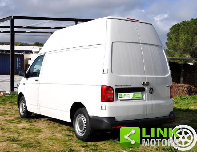 VOLKSWAGEN A MOTION TRANSPORTER