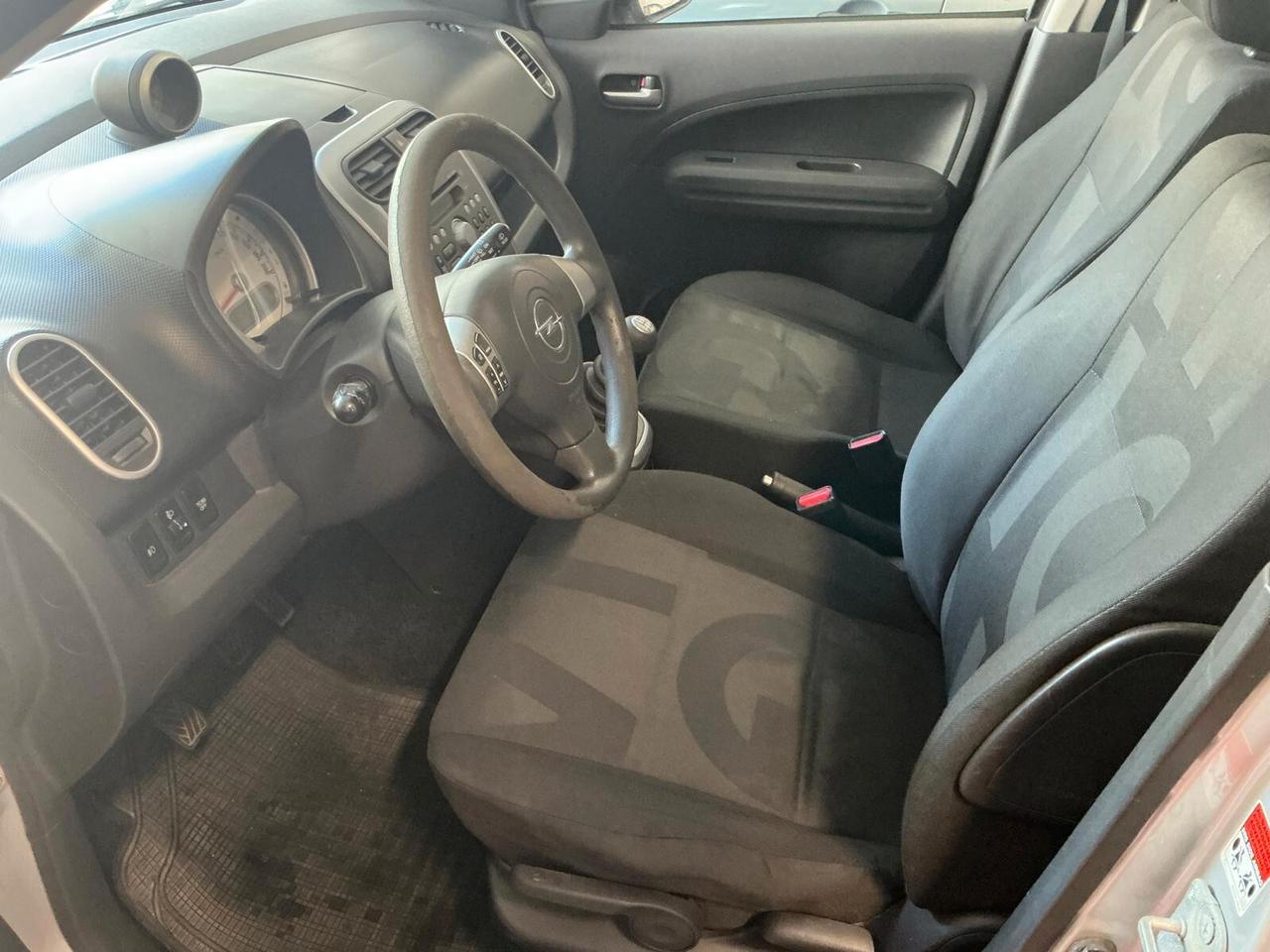 Opel Agila 1.2 16V 86CV Enjoy 2010