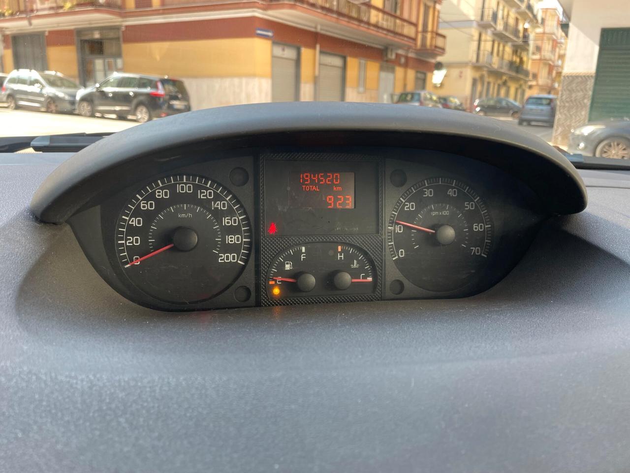 Fiat Idea 1.4 16V ACTIVE GPL