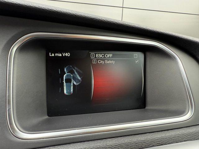 VOLVO V40 D2 2.0 120cv Geartronic Momentum DISTRIB. OK-BOLLO