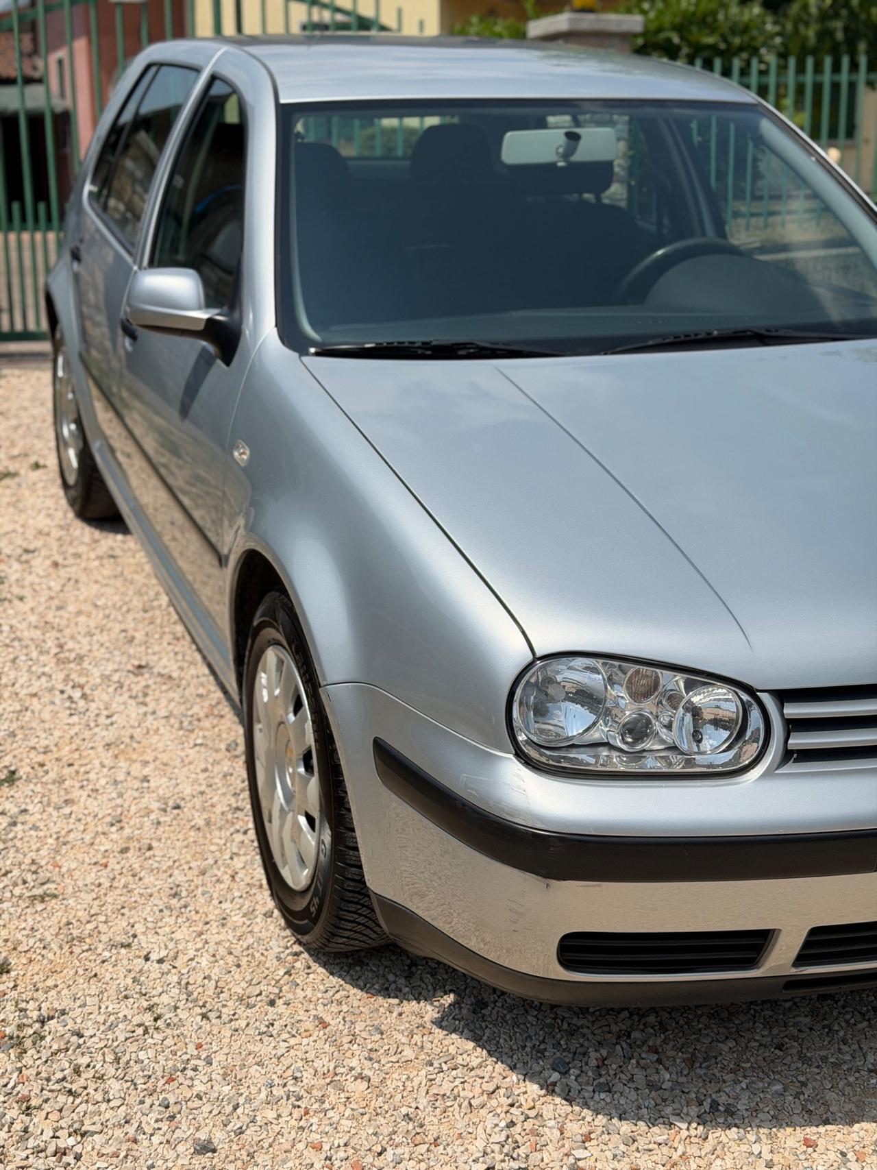Volkswagen GOLF 1.4 KMCERT INTROVABILE