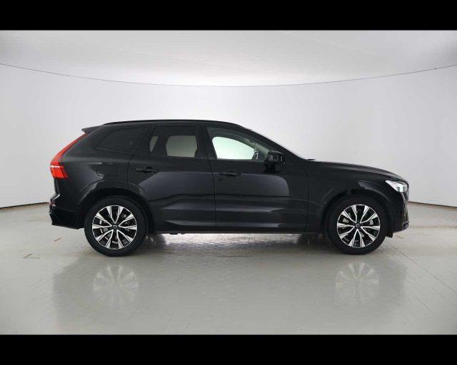 VOLVO XC60 B4 (d) automatico Plus Dark