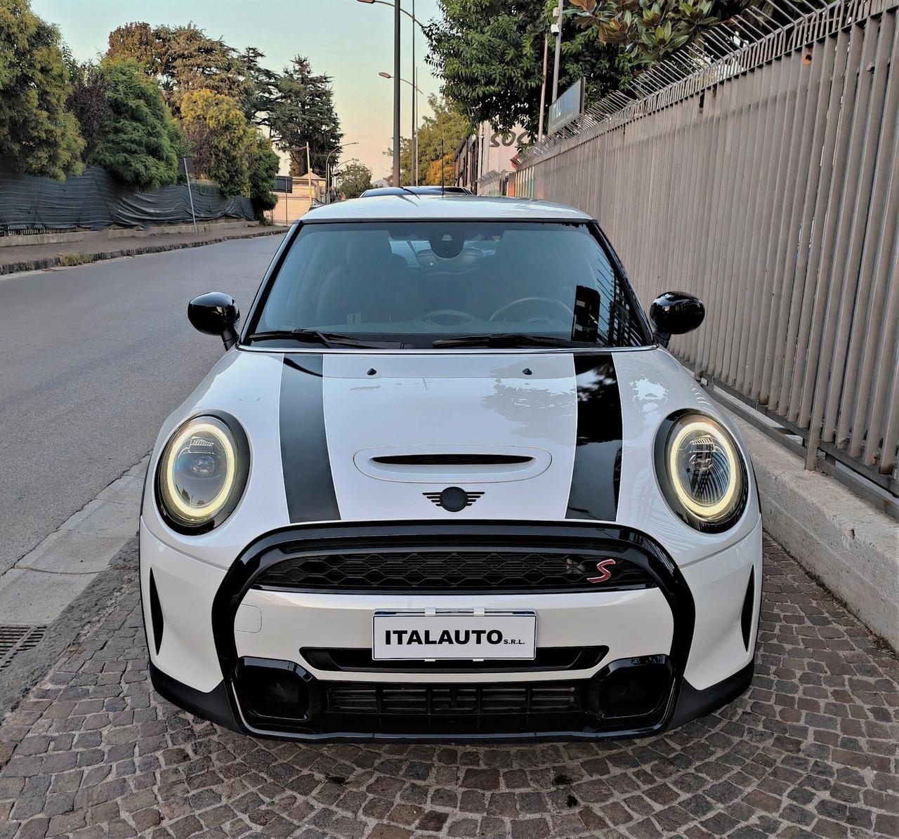 Mini 2.0 Cooper S Essential