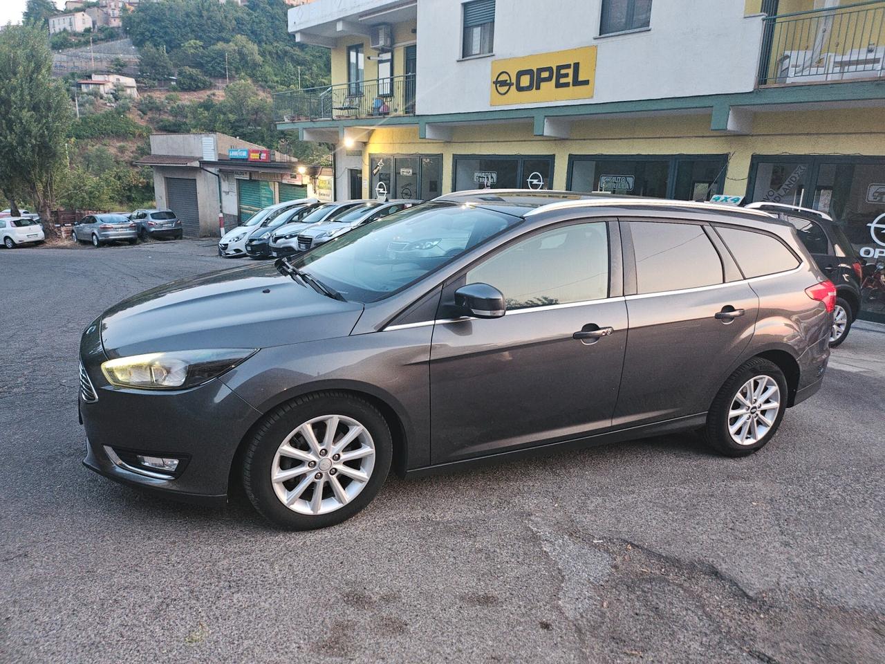 Ford Focus 1.5 TDCi 120CV TITANIUM 139.000km 2015