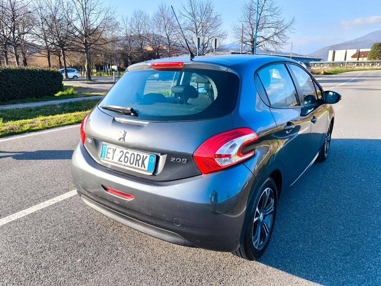 PEUGEOT 208 1,4 HDI ALLURE – OK NEOPATENTATI-