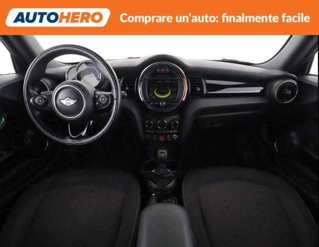 MINI Mini 1.5 Cooper D Cabrio