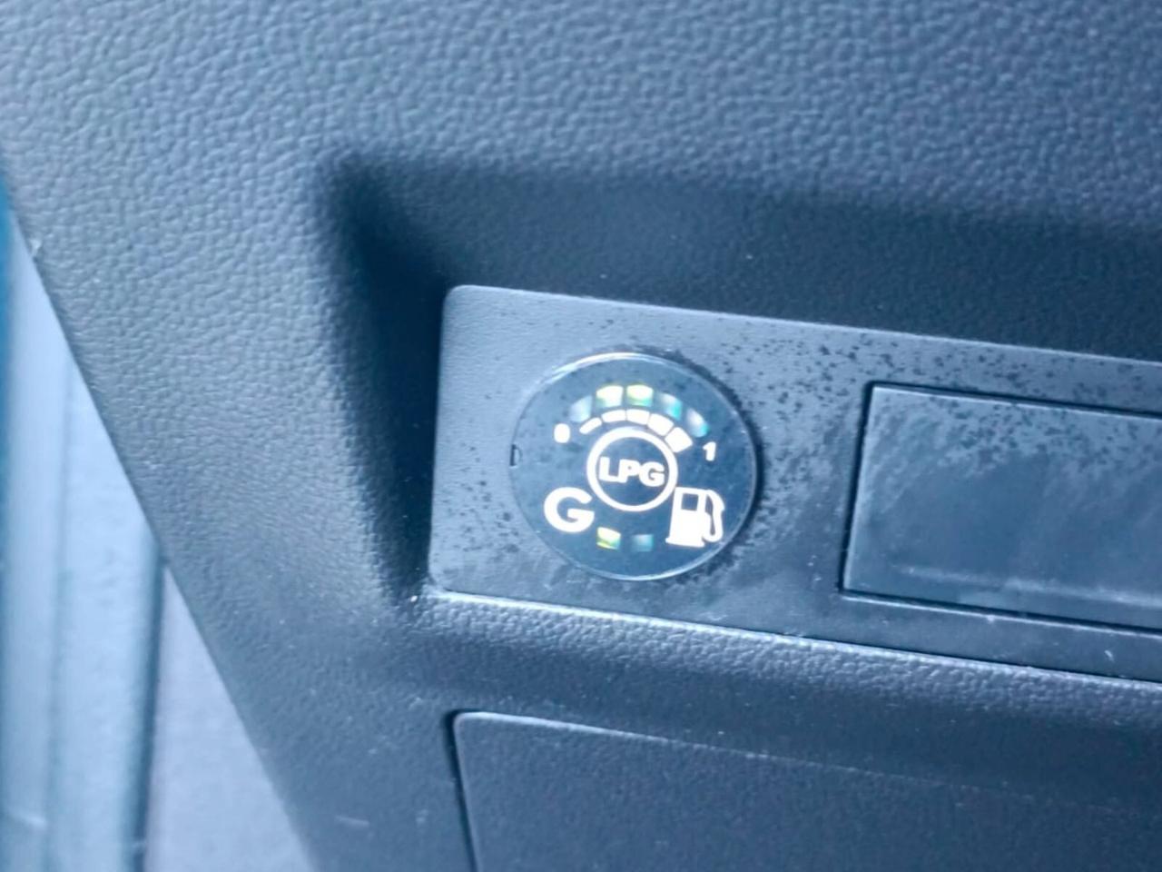 Renault Captur 1.0 TCe GPL Intens my21