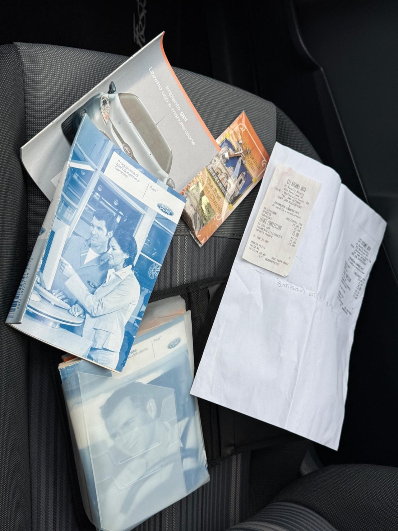 Ford Fiesta 1.4 3 porte Bz.- GPL