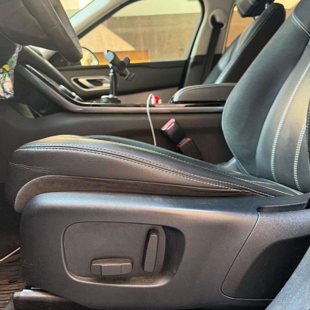 Range Rover Velar 2.0D I4 240 CV LEGGI INFO