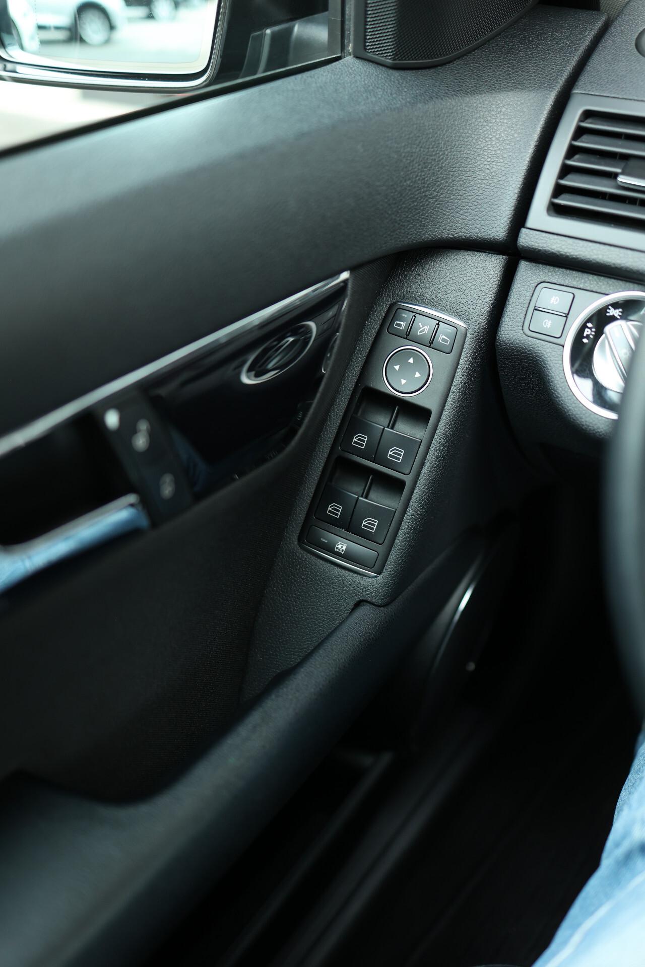 Mercedes-benz C 200 CDI BlueEFFICIENCY Executive