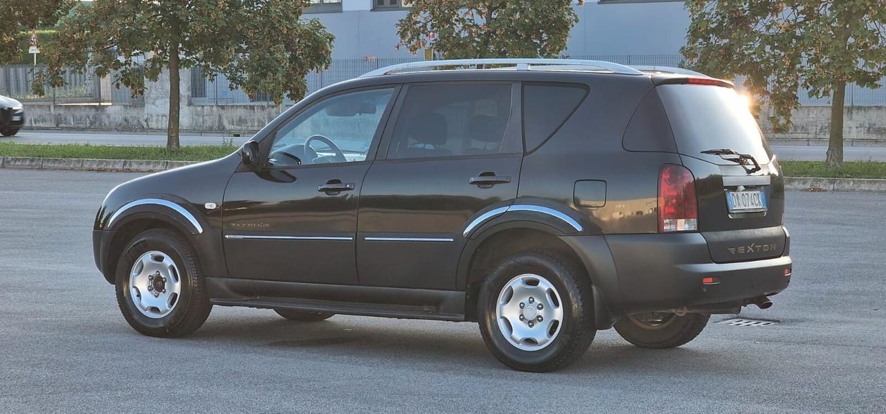 Ssangyong REXTON 2.7 XDi cat Plus 1