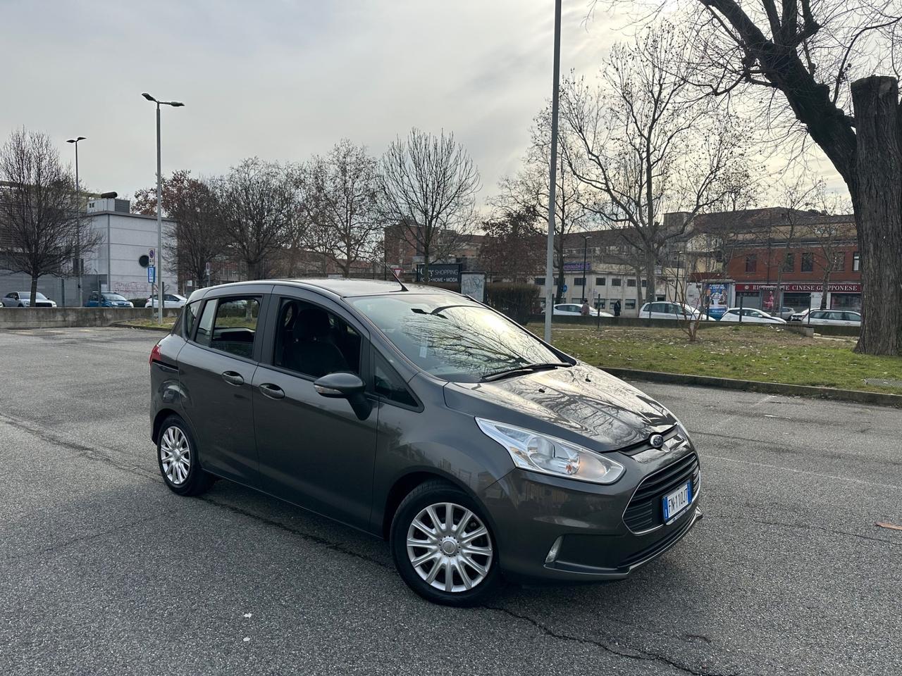 Ford B-Max 1.4 90 CV GPL della casa euro 6 pochi km