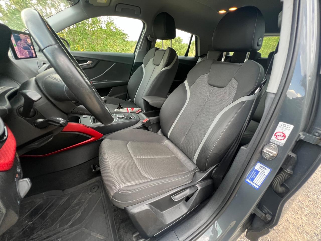 Audi Q2 30 TFSI Business Design