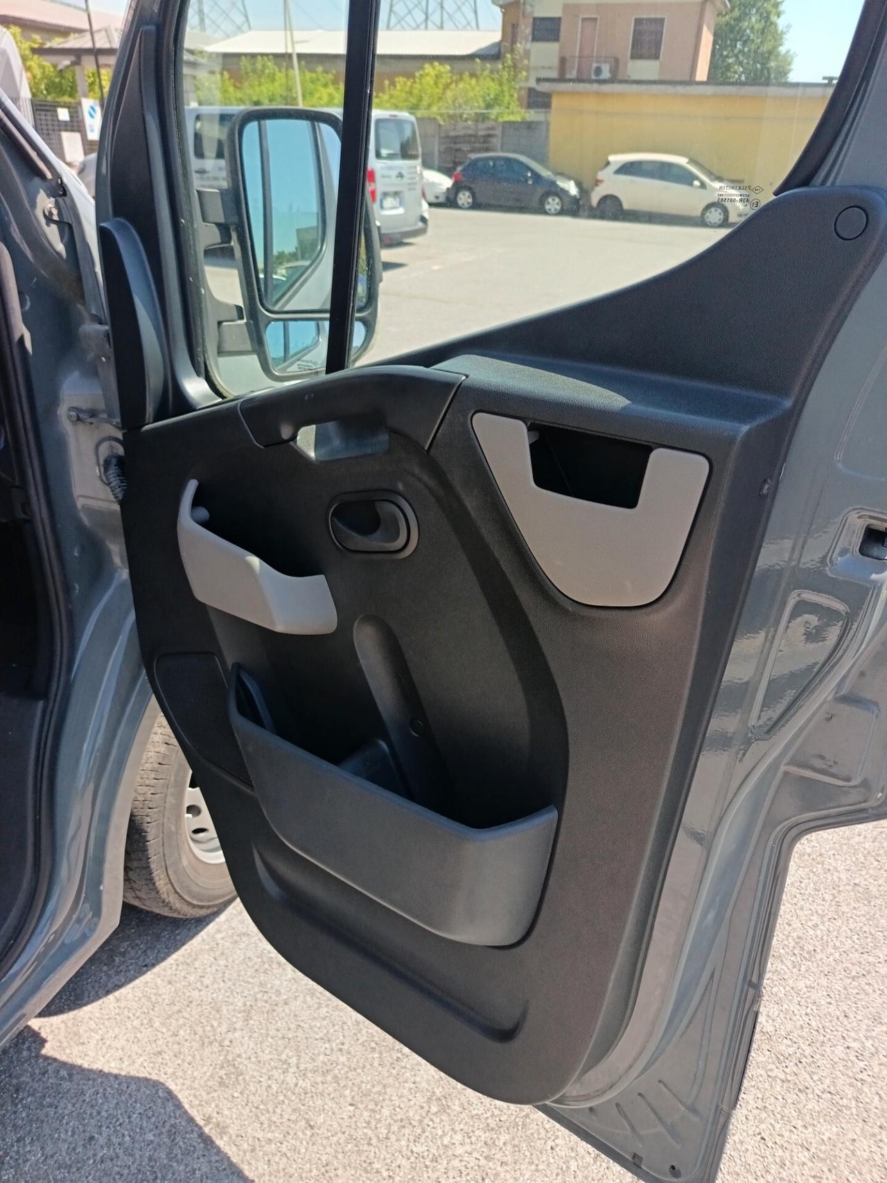 Renault Master T35 2.3 dCi/125 TPCassone euro 6