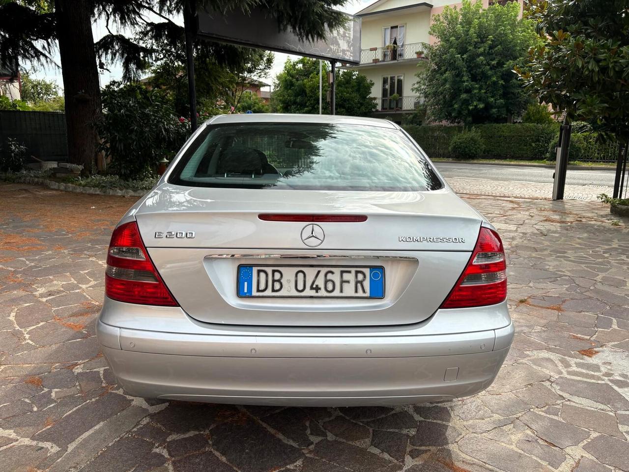 Mercedes-benz E 200 K Metano LEGGERE ANNUNCIO