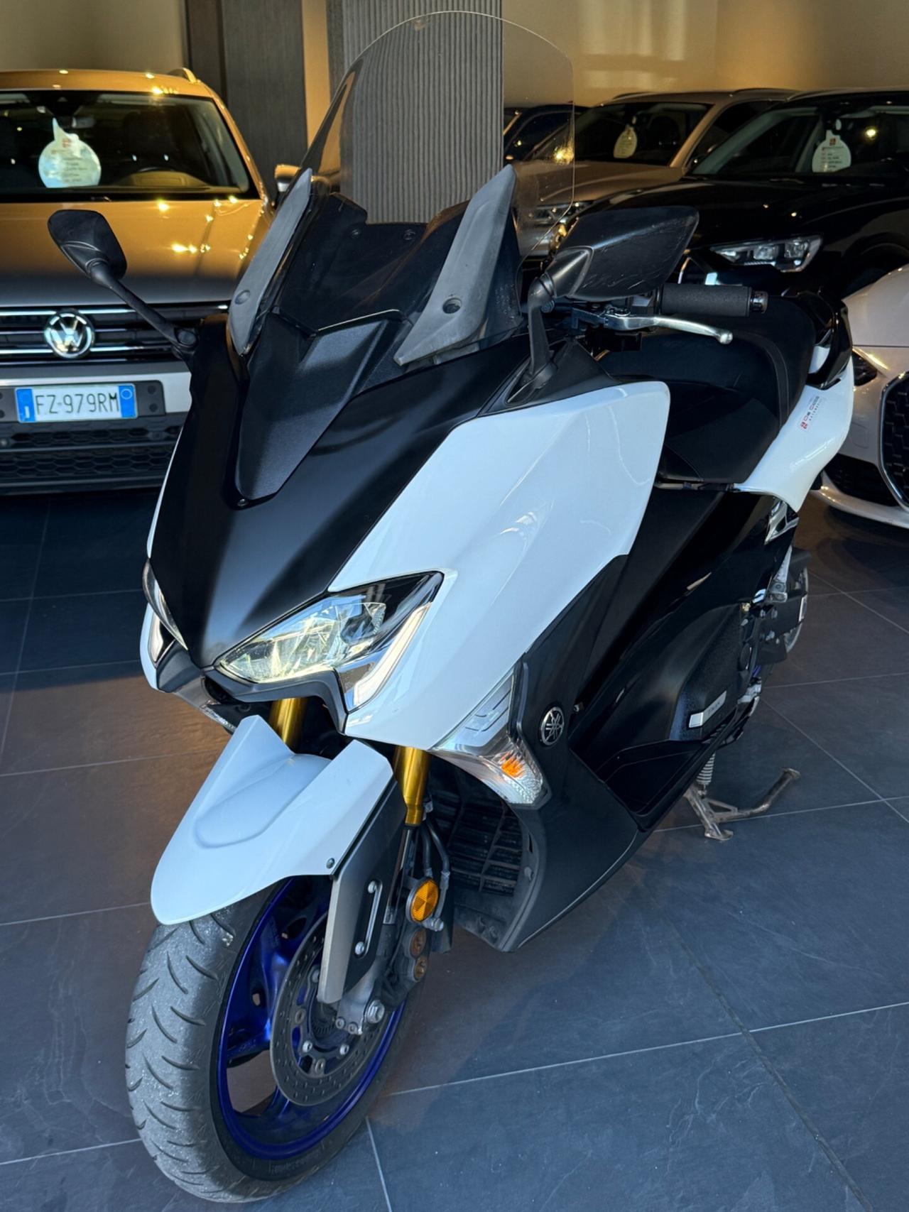 Yamaha T Max 530