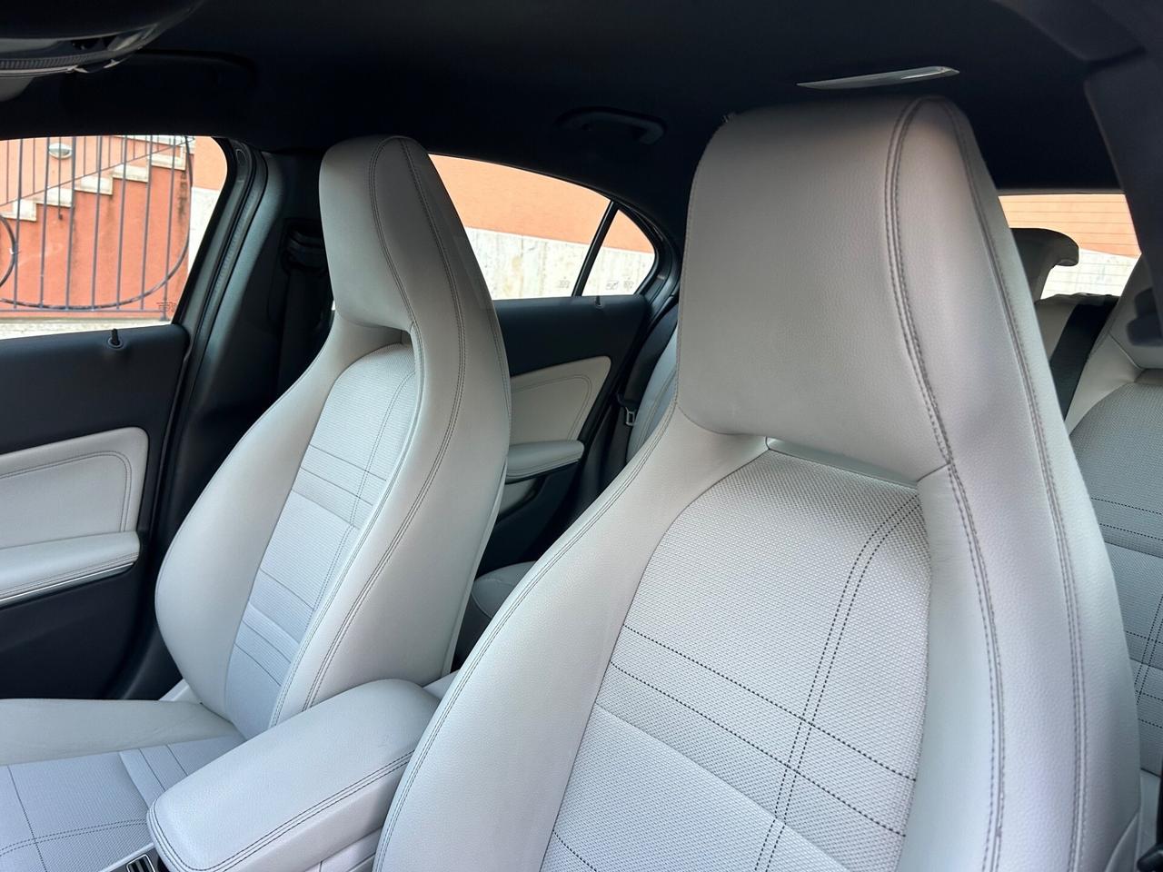 Mercedes-benz A 180 CDI Premium km verificati