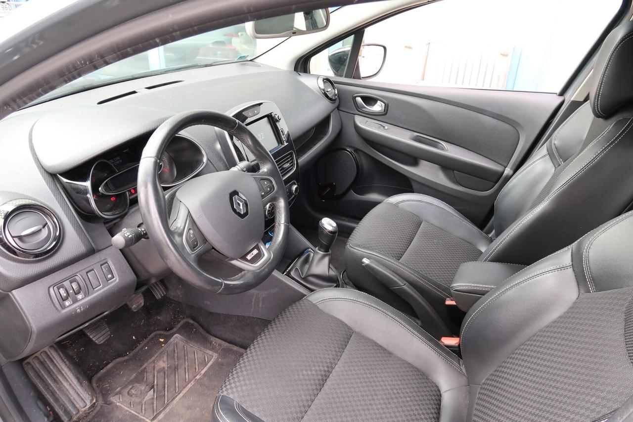 Renault Clio Sporter dCi 8V 90 CV Moschino Intens N1