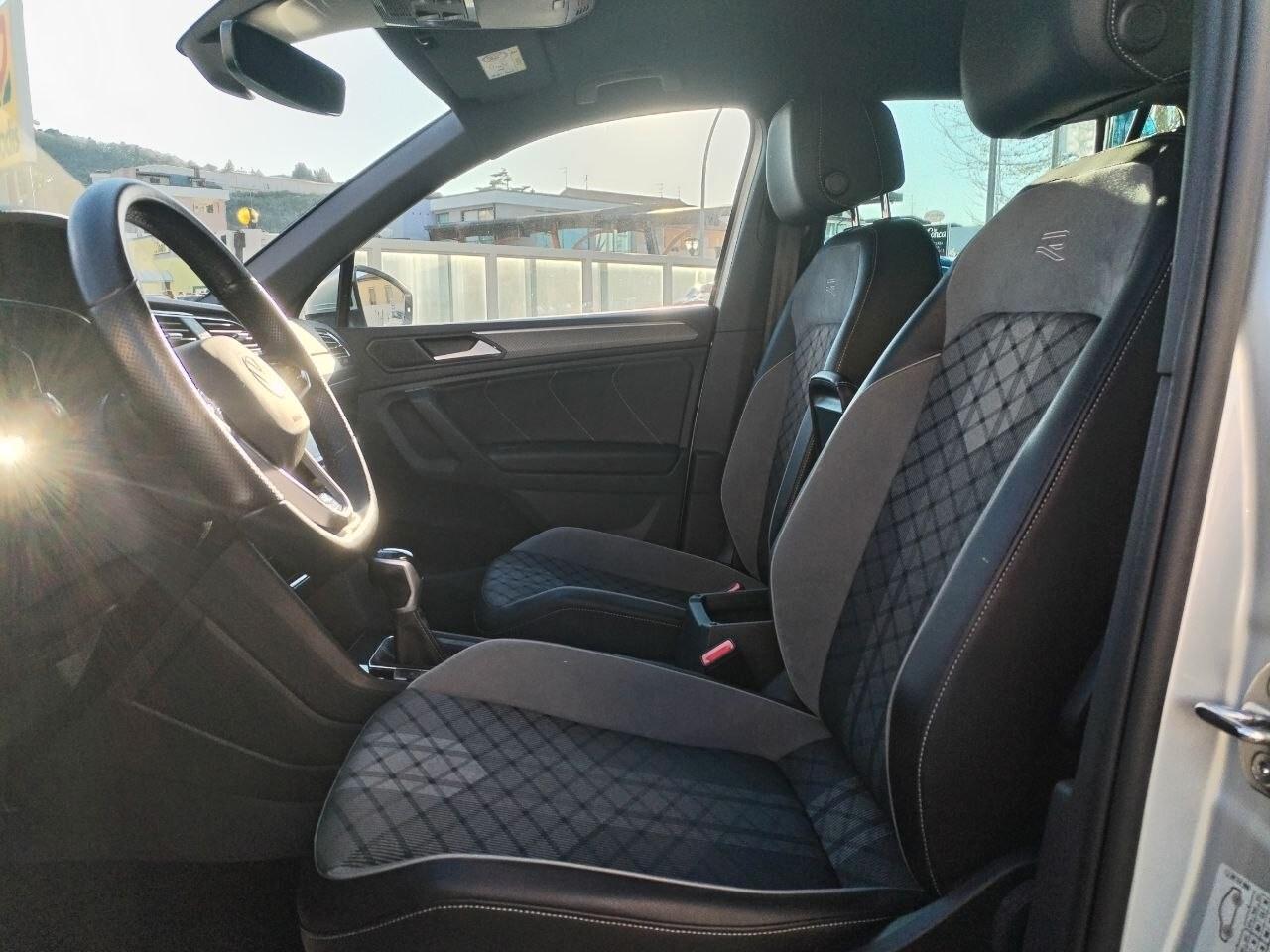 Volkswagen Tiguan 2.0 TDI 150 CV SCR DSG R-Line