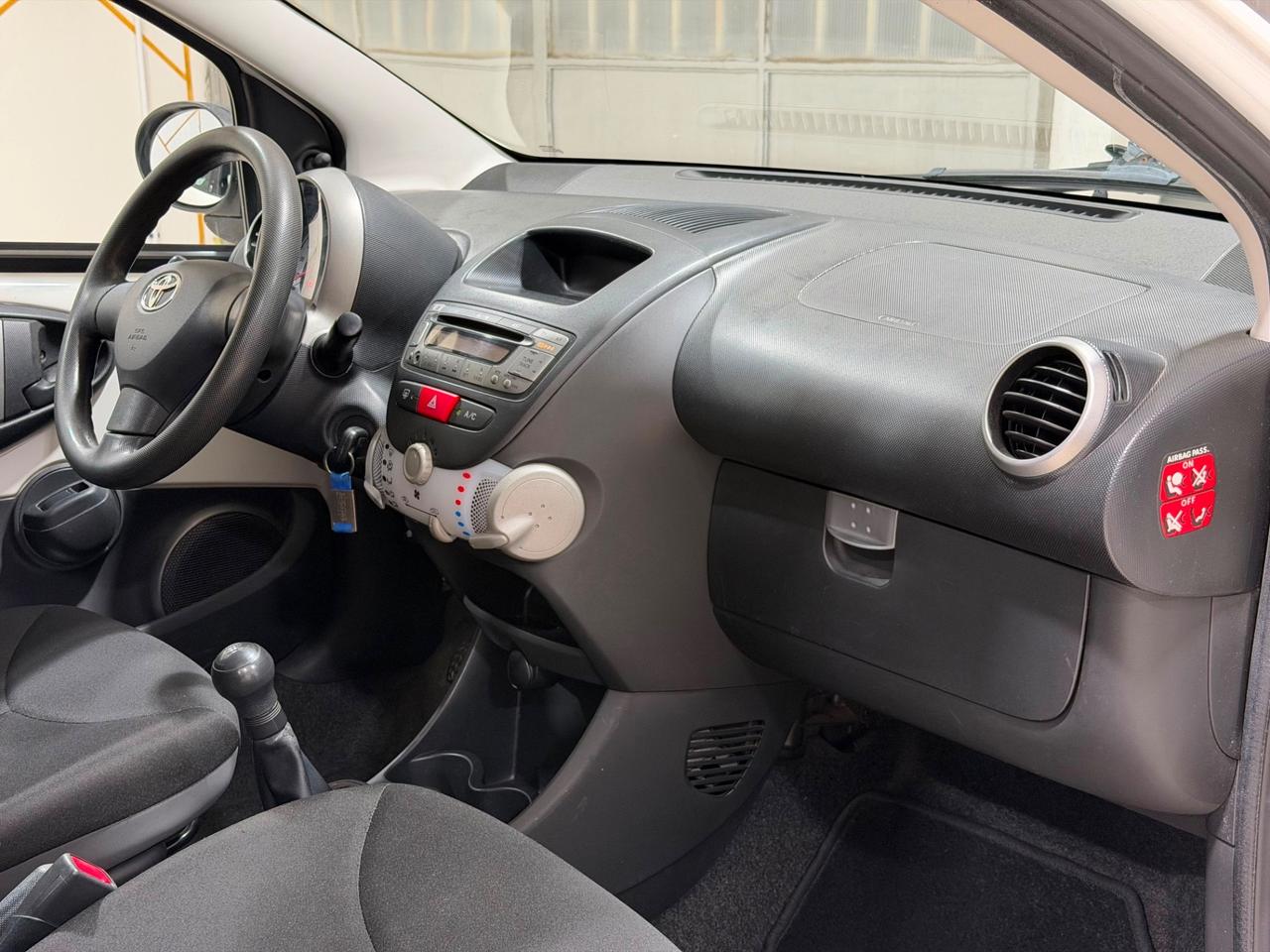 Toyota Aygo 1.0 12V VVT-i 3 porte Lounge Connect