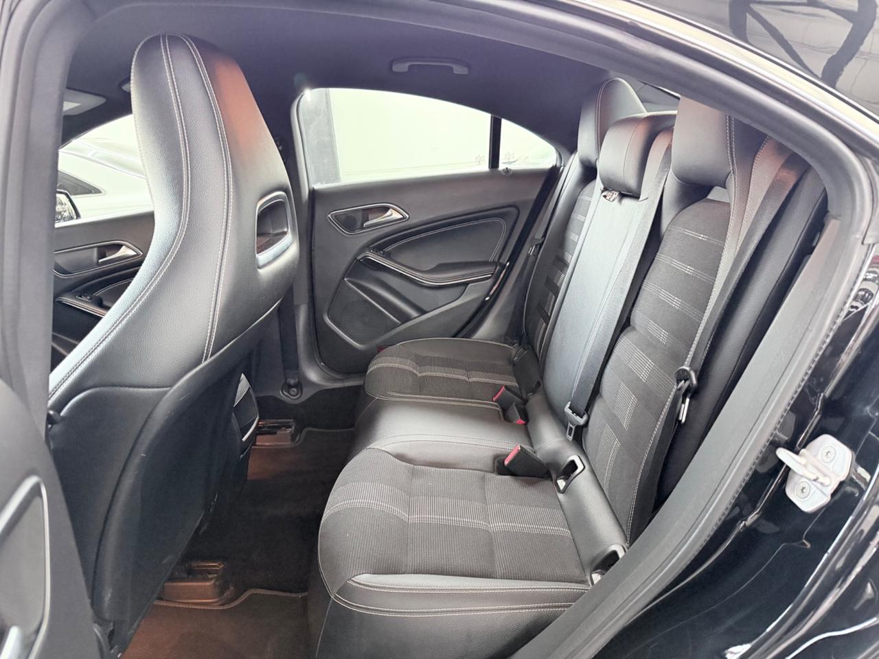 Mercedes-benz CLA 200d 136CV Automatic AMG NEOPATENTATI