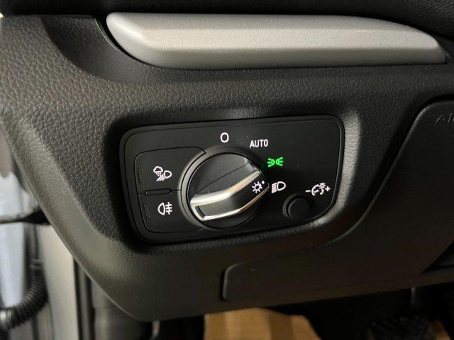 AUDI A3 SPB 30 TDI Stronic Business Navi/Xenon/Led/Park