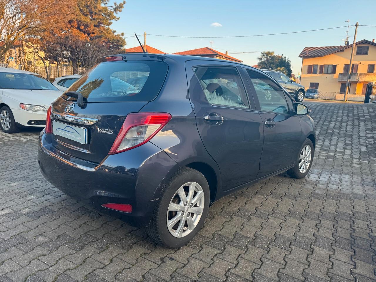 Toyota Yaris 1.0 5 porte