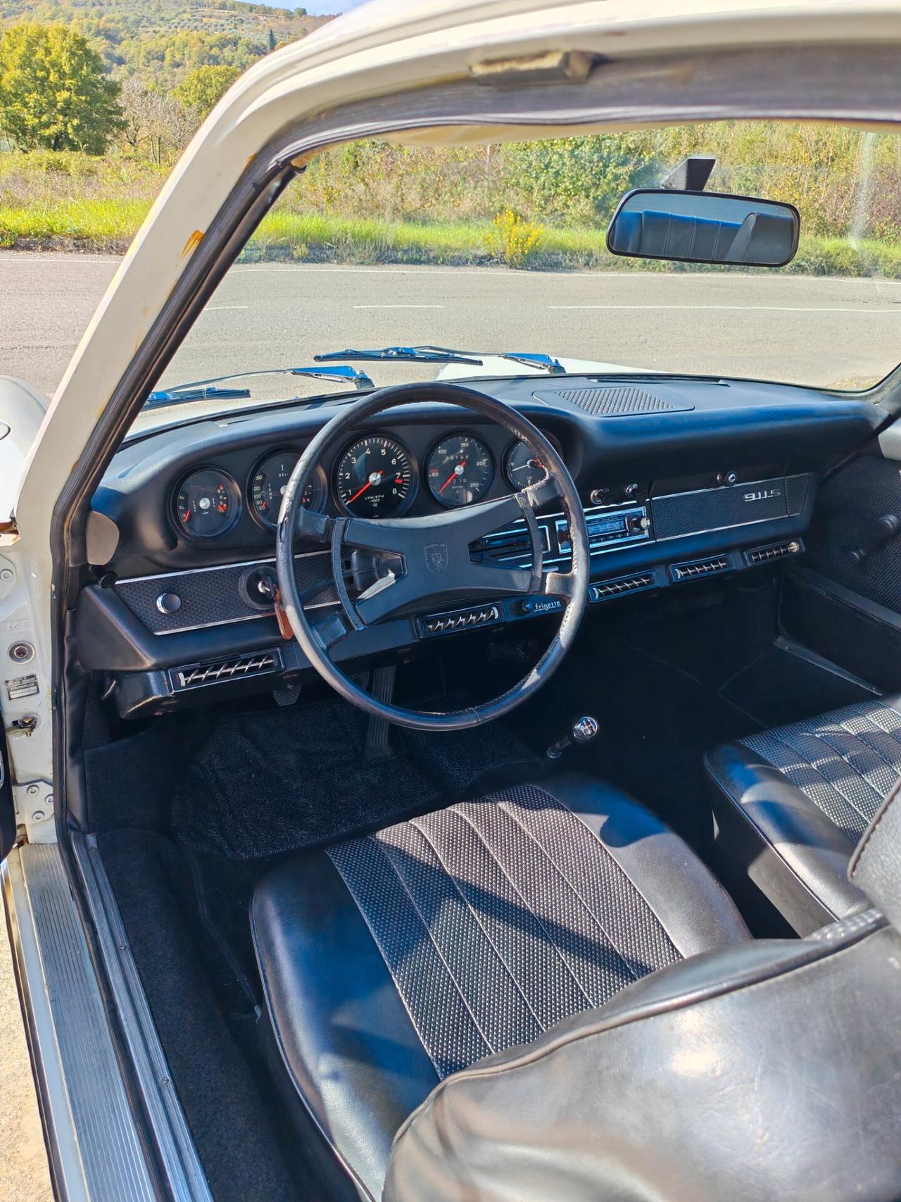 Porsche 911 2.2 S (PERMUTE)