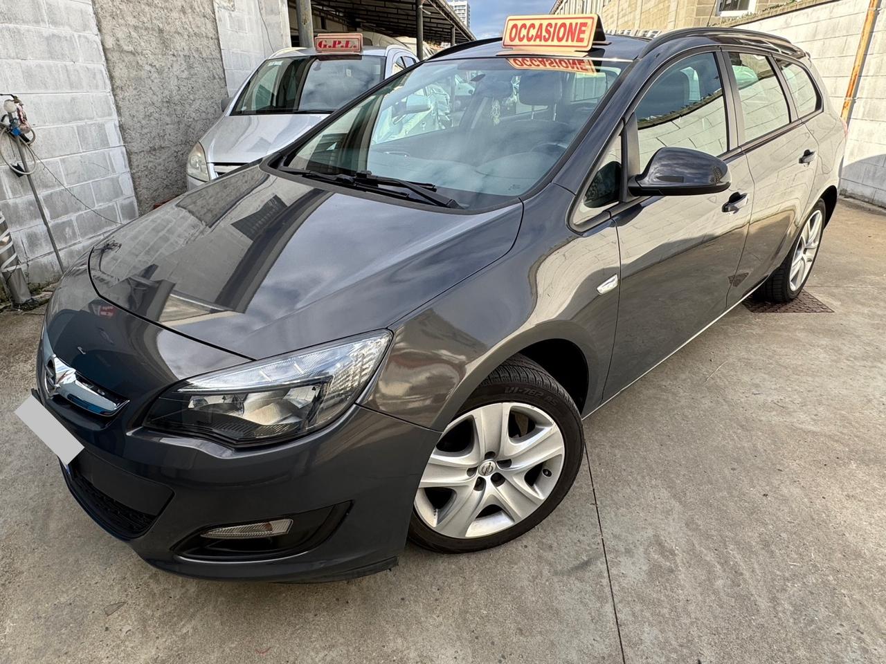 Opel Astra 1.4 Turbo 140CV Sports Tourer GPL Tech Cosmo