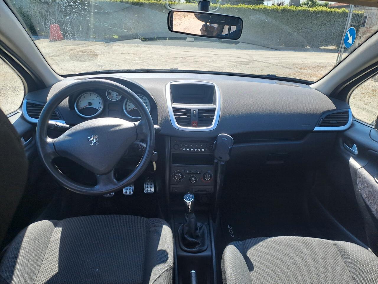 peugeot 207, 1.4 hdi ok neopatentati