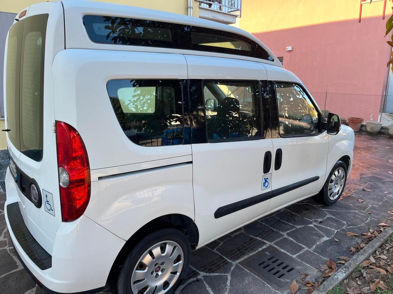 Fiat Doblo 1.6 MJT trasporto disabili - 2012