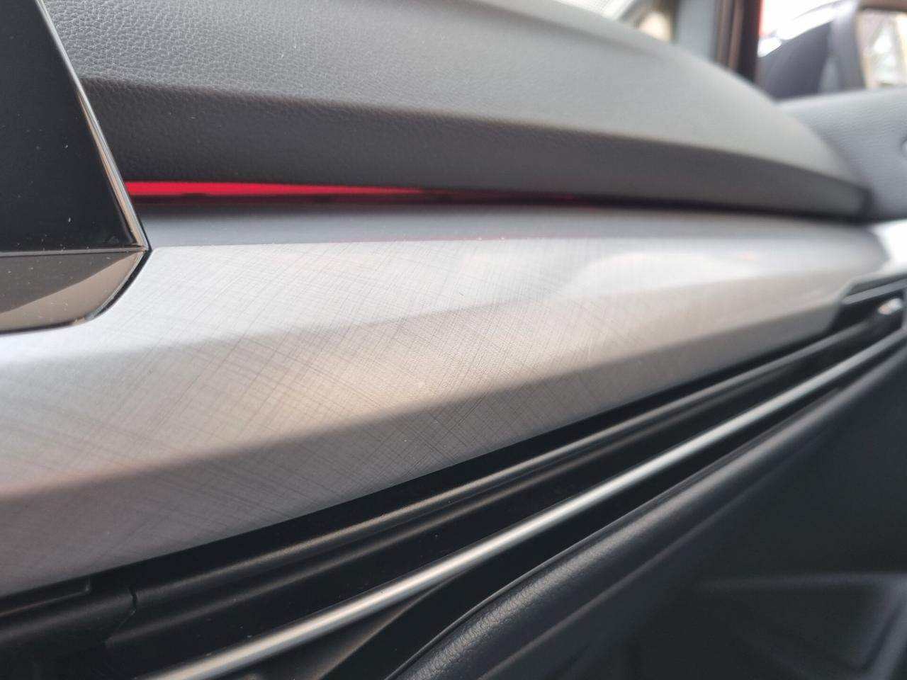 Volkswagen Golf VIII 1.0 tsi evo Life 110cv