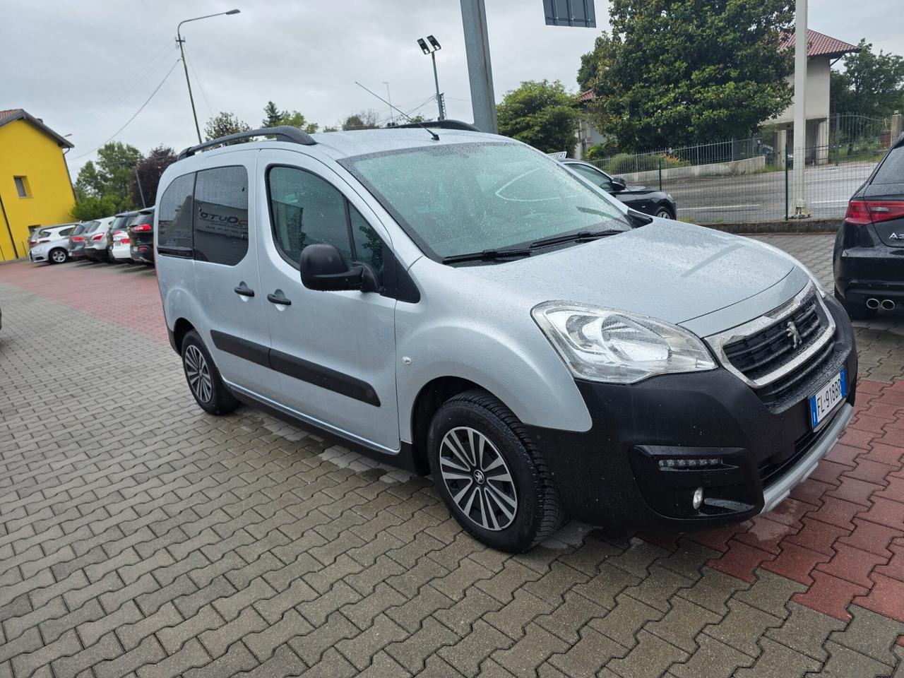 Peugeot Partner Tepee BlueHDi perfetta e garantita 12M