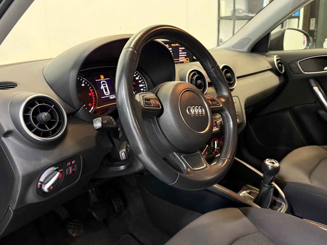 Audi A1 SPB 1.6 TDI Attraction