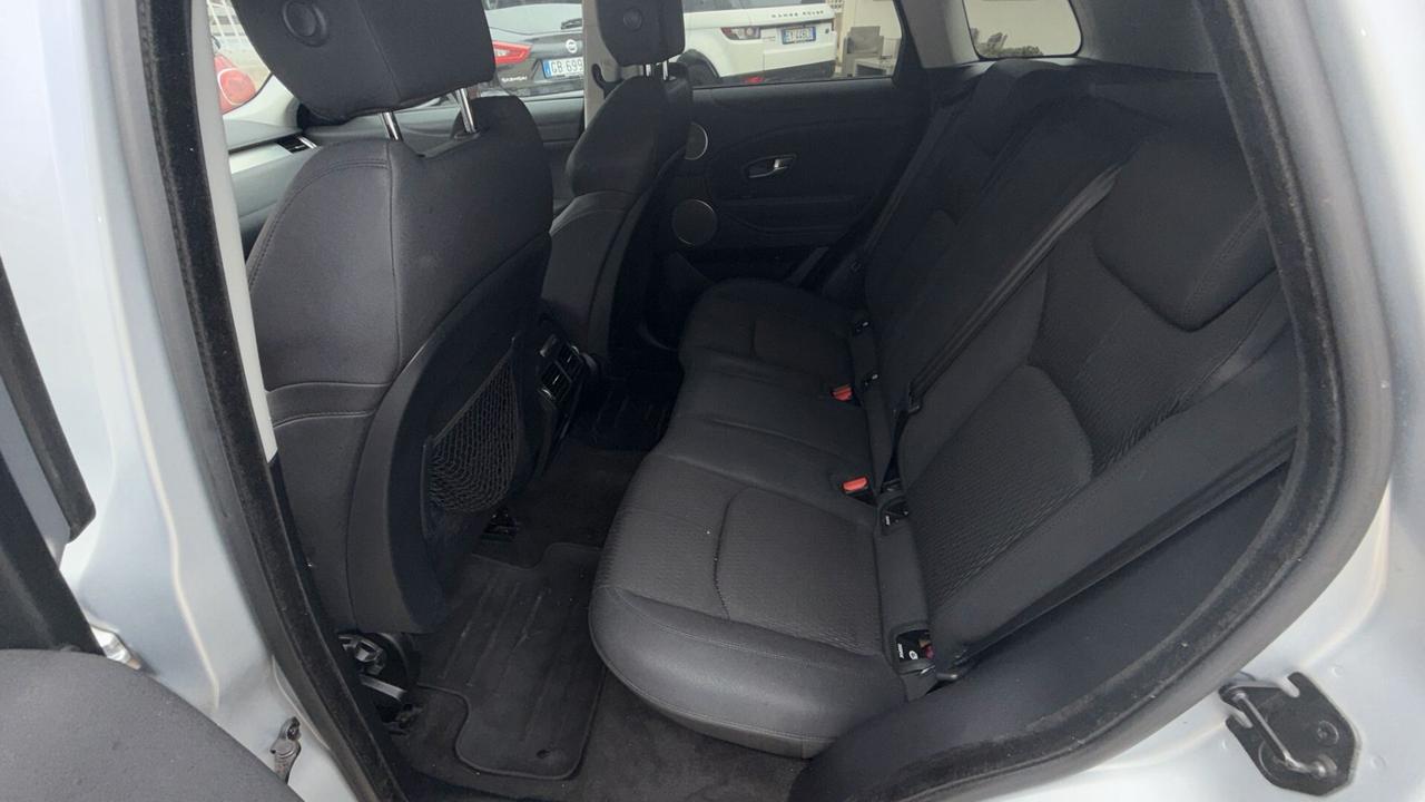 Land Rover Range Evoque 2.0D I4-L.Flw 150 CV R-Dynamic