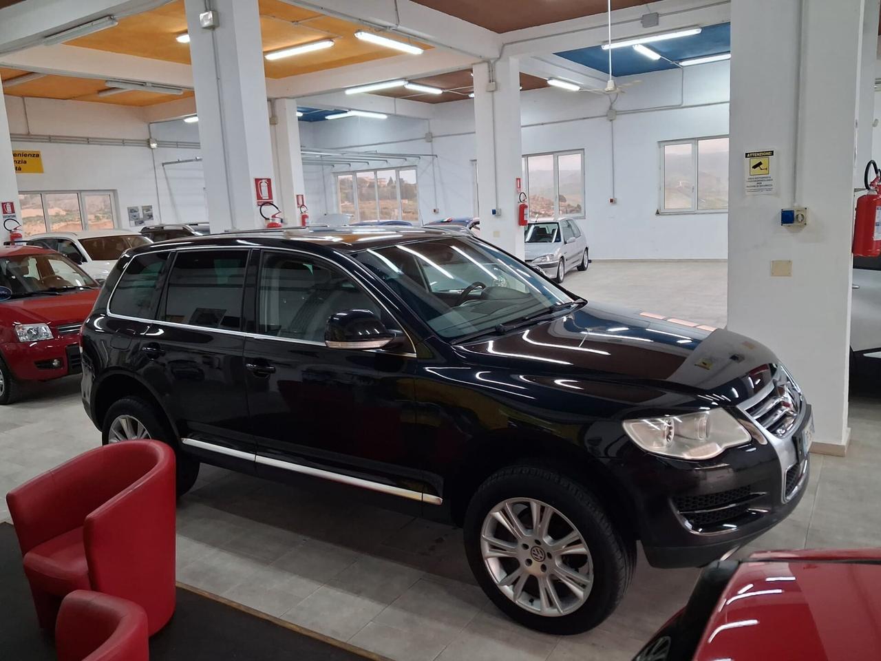 Volkswagen Touareg 2.5 R5 TDI DPF Exclusive 4MOTION