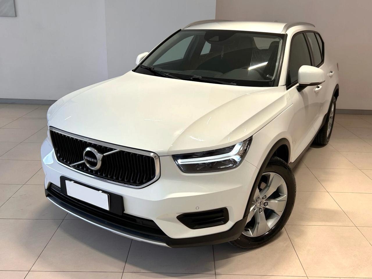 Volvo XC40 D3 Geartronic Momentum Pro