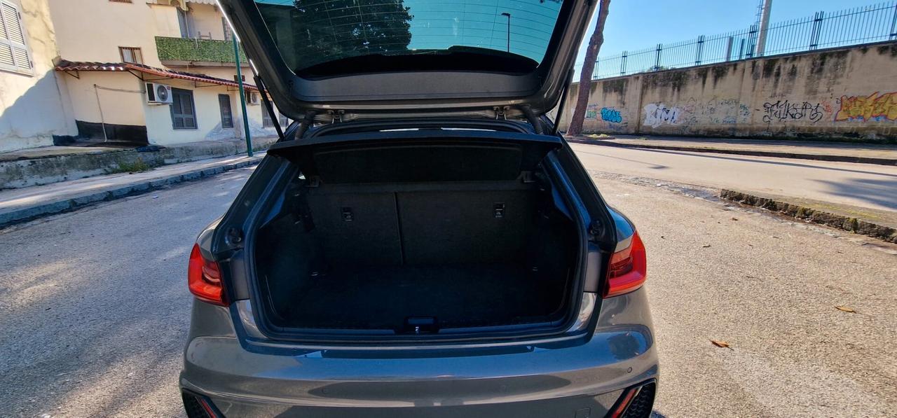 Audi A1 SPB 35 TFSI S tronic line edition Automatica