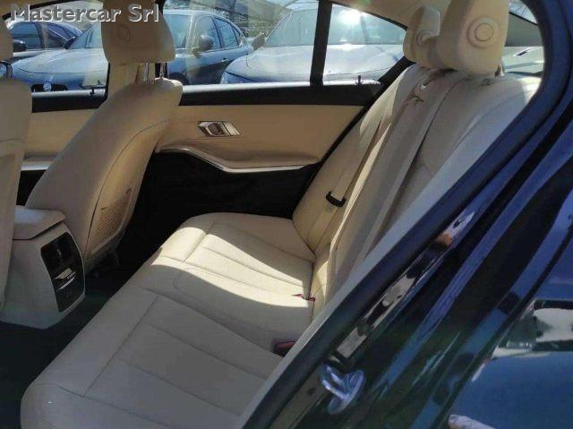 BMW 320 320D 48V BUSINESS ADVANTAGE AUTO - VOLANTE M - GE8