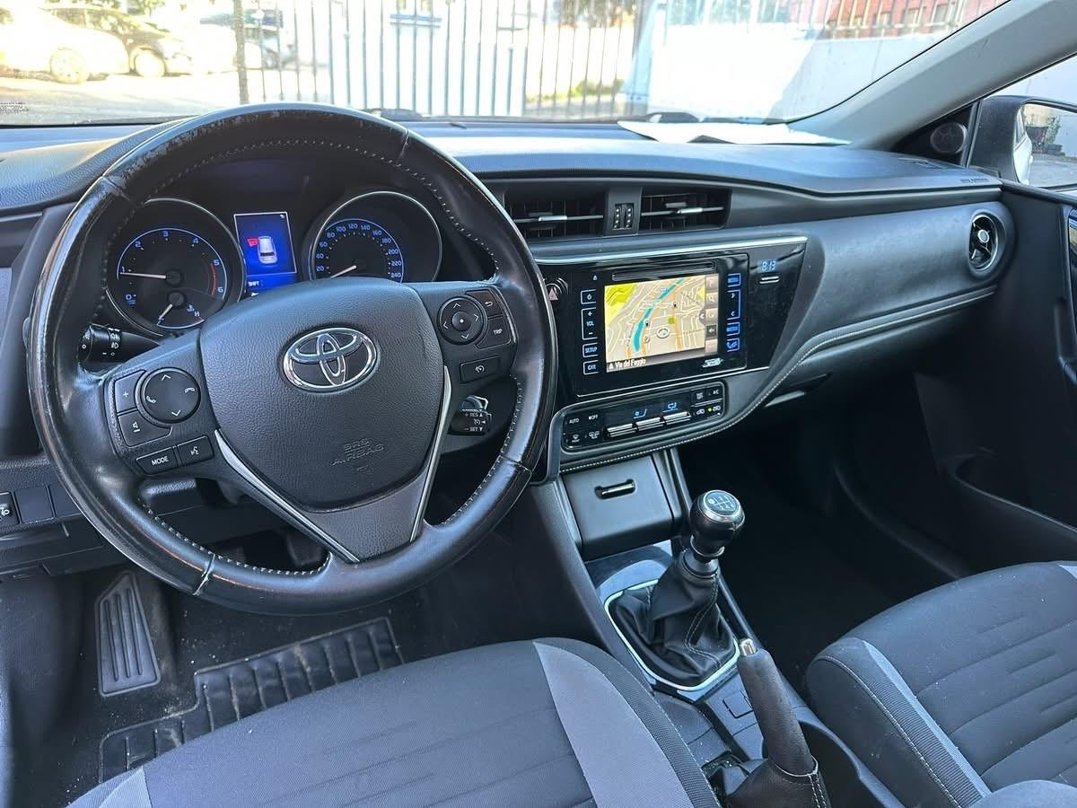 Toyota Auris Touring Sports 1.6 D-4D Lounge