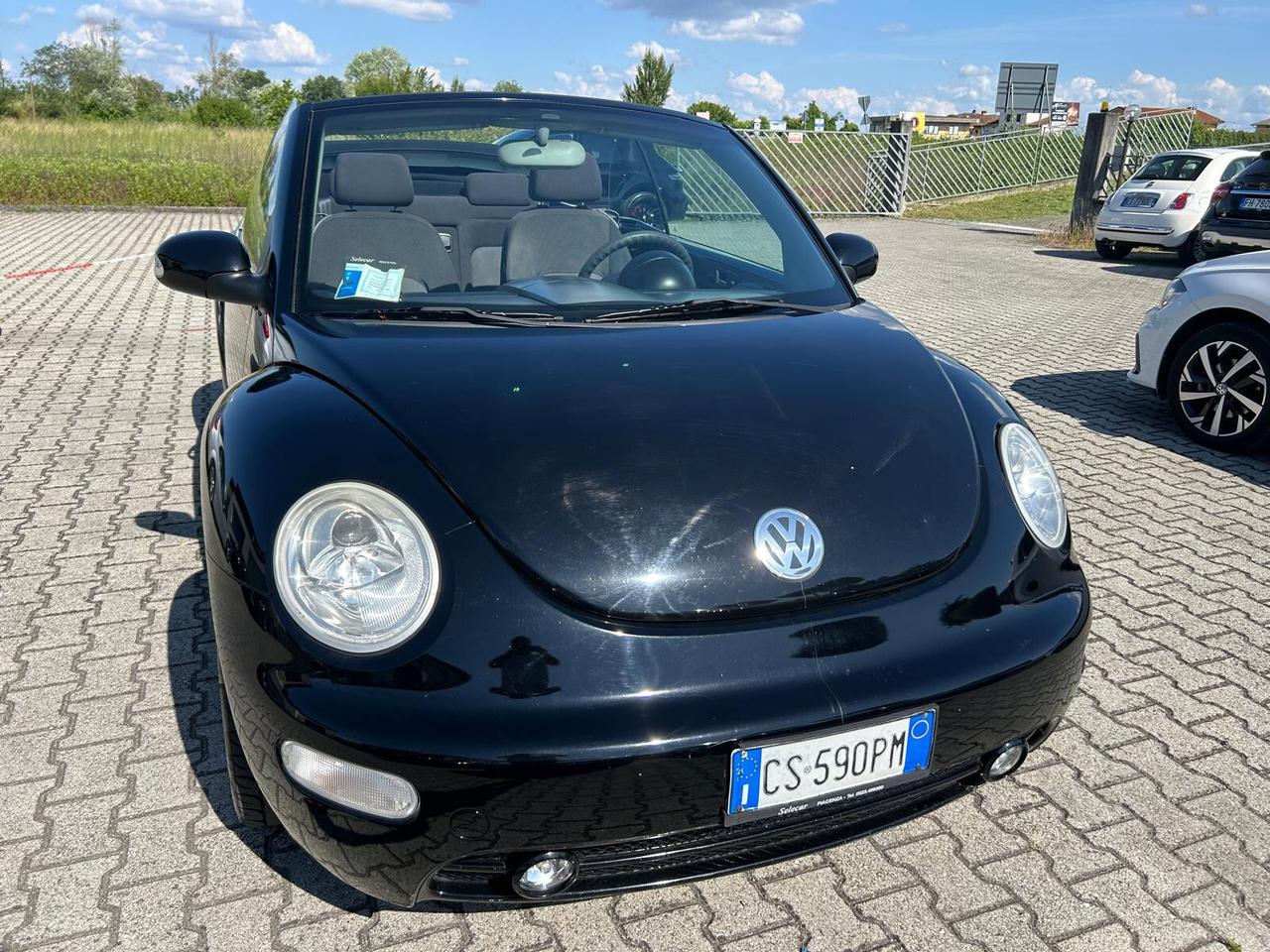 Volkswagen New Beetle 1.6 Cabrio