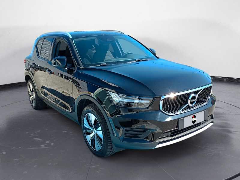 VOLVO XC40 1.5 t2 Momentum auto my21