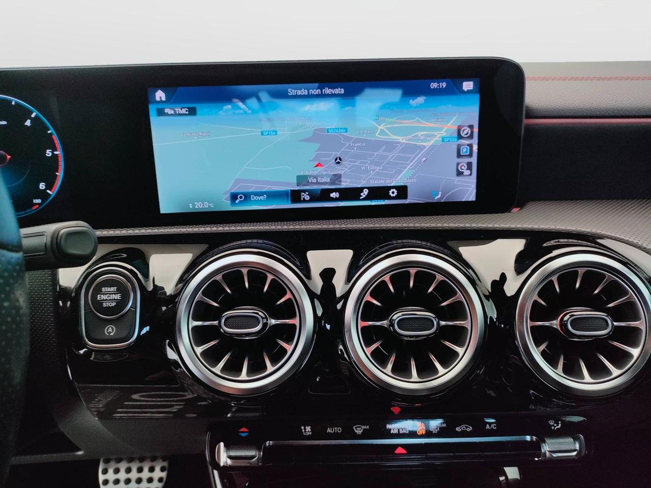Mercedes-Benz CLA Coupe - C118 - CLA Coupe 200 d Premium auto
