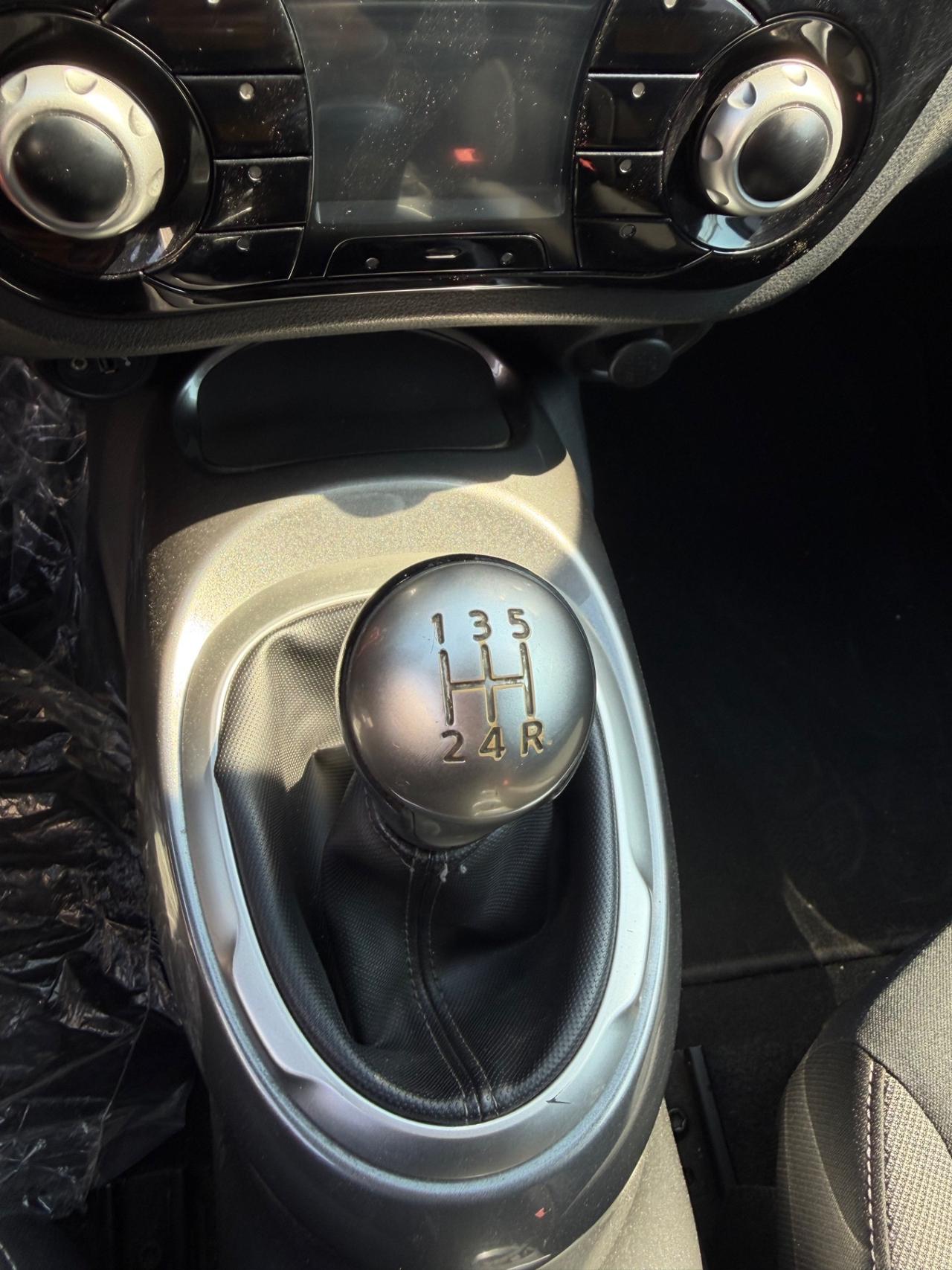Nissan Juke 1.6 GPL Acenta