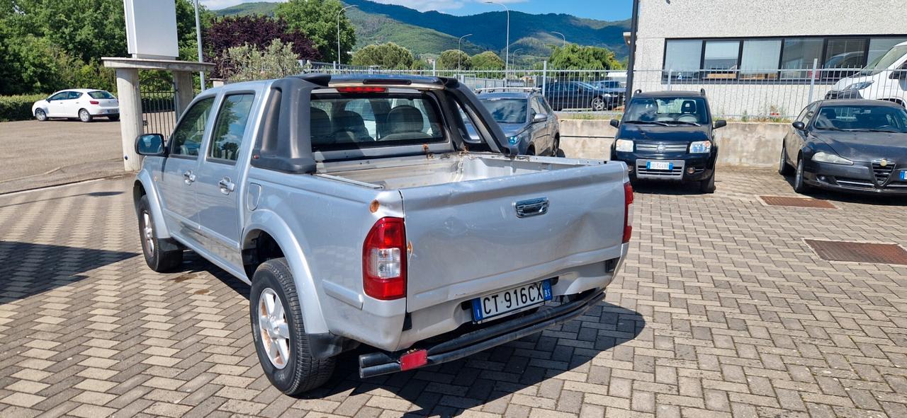 Isuzu D-Max 3.0 TD cat Crew Cab 4WD Pick-up LS