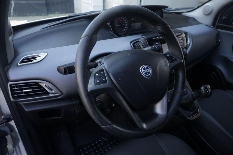 Lancia Ypsilon Lancia Ypsilon 1.2 69 CV 5 porte Platinum Unicoproprietario