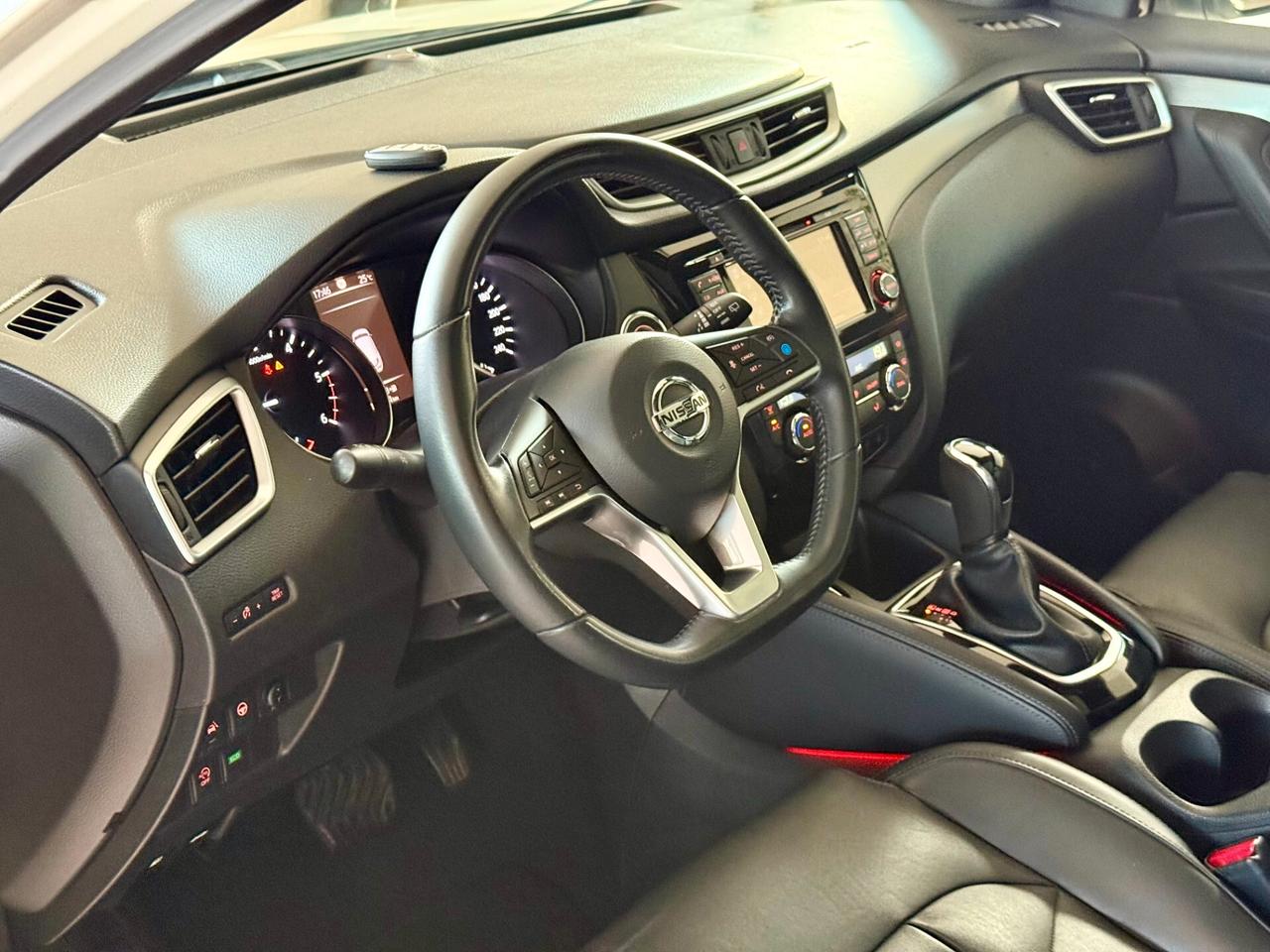 Nissan Qashqai II1.6 dci Tekna+ 2wd 130cv Xtronic Cross