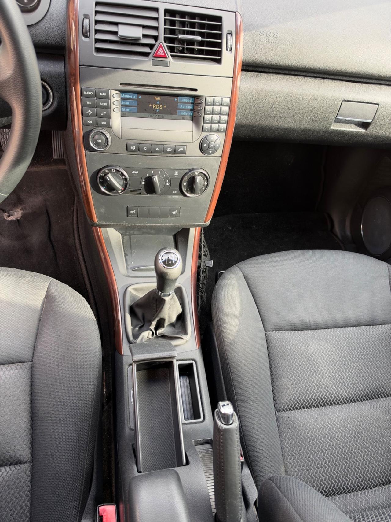 Mercedes-benz A 150 BlueEFFICIENCY Elegance