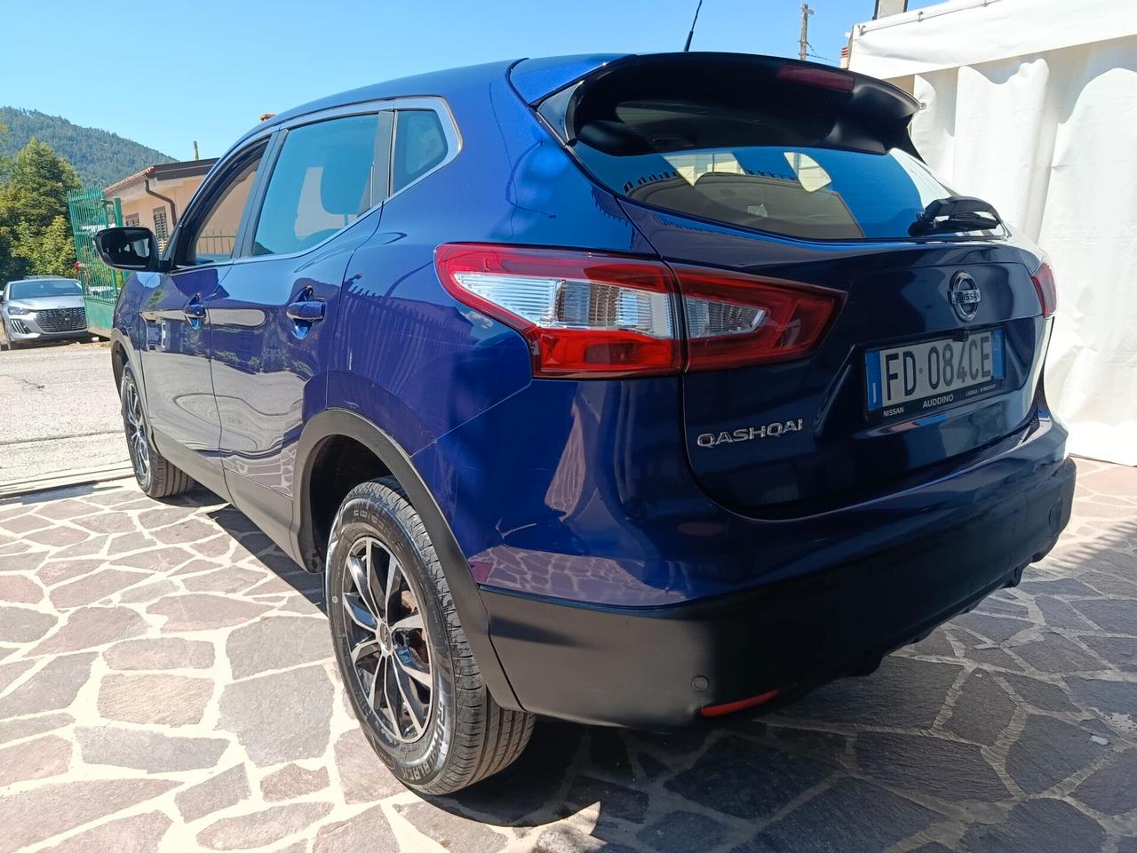 Nissan Qashqai 1.2 Visia